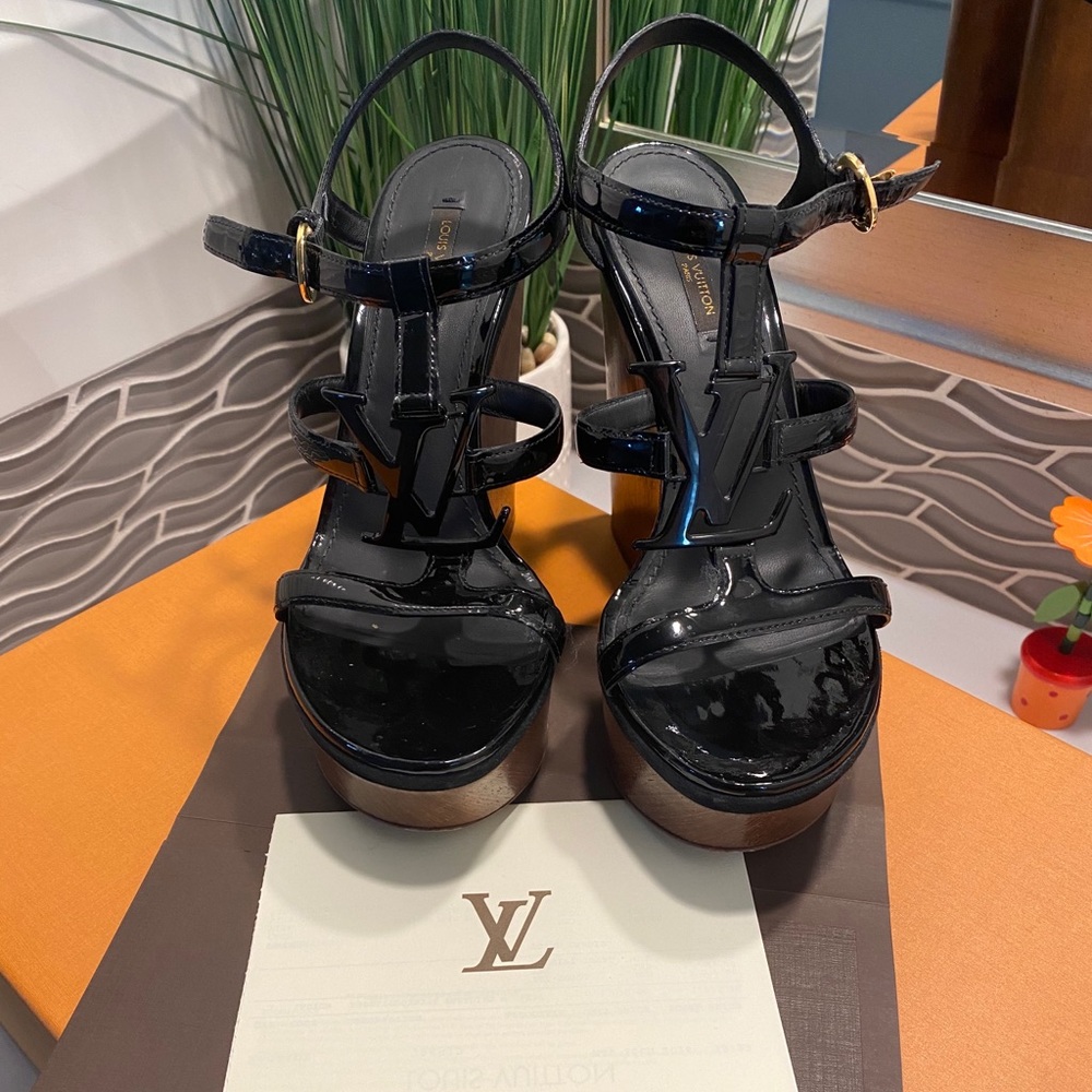 Louis Vuitton wedges